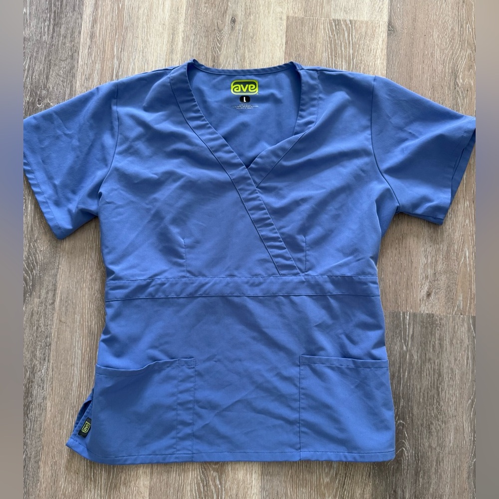 Ceil Blue Ave Two Picket Scrub Top